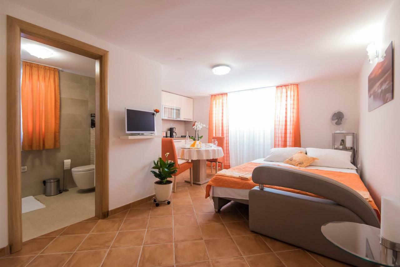 Apartmani Eda Zadar Exterior foto