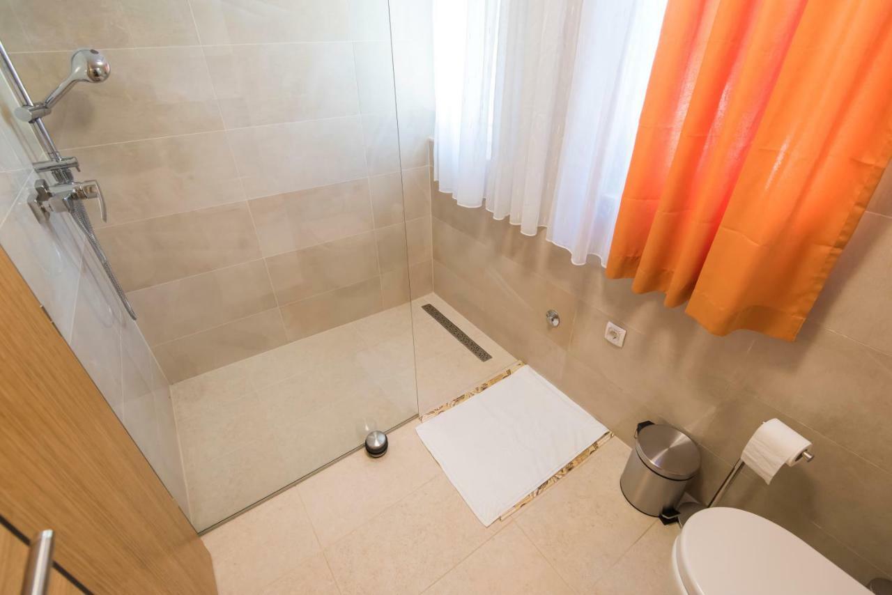 Apartmani Eda Zadar Exterior foto