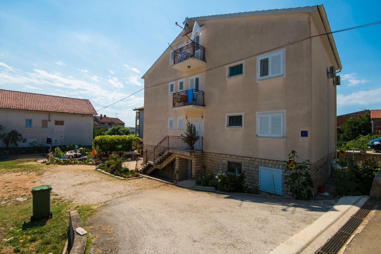 Apartmani Eda Zadar Exterior foto